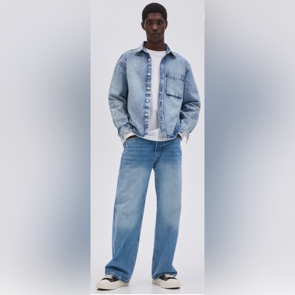 Men’s H&M, NWOT, Faded Denim, 30/32, Baggy Fit jeans, never worn - Picture 4 of 12